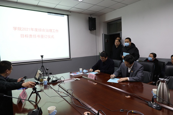 1615789686235211.jpg webwxgetmsgimg.jpg